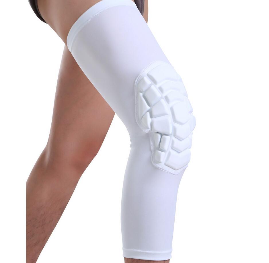 Protective knee pad