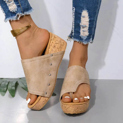 Sandales orthopédiques Liège Zen pour femme légères et respirantes avec semelle en liège, design élégant, confort naturel pour l’été et les pieds sensibles