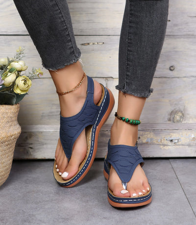 Sandalias de cuña ortopédicas cómodas para mujer.