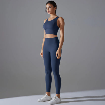 Ensemble de sport femme confortable et tendance