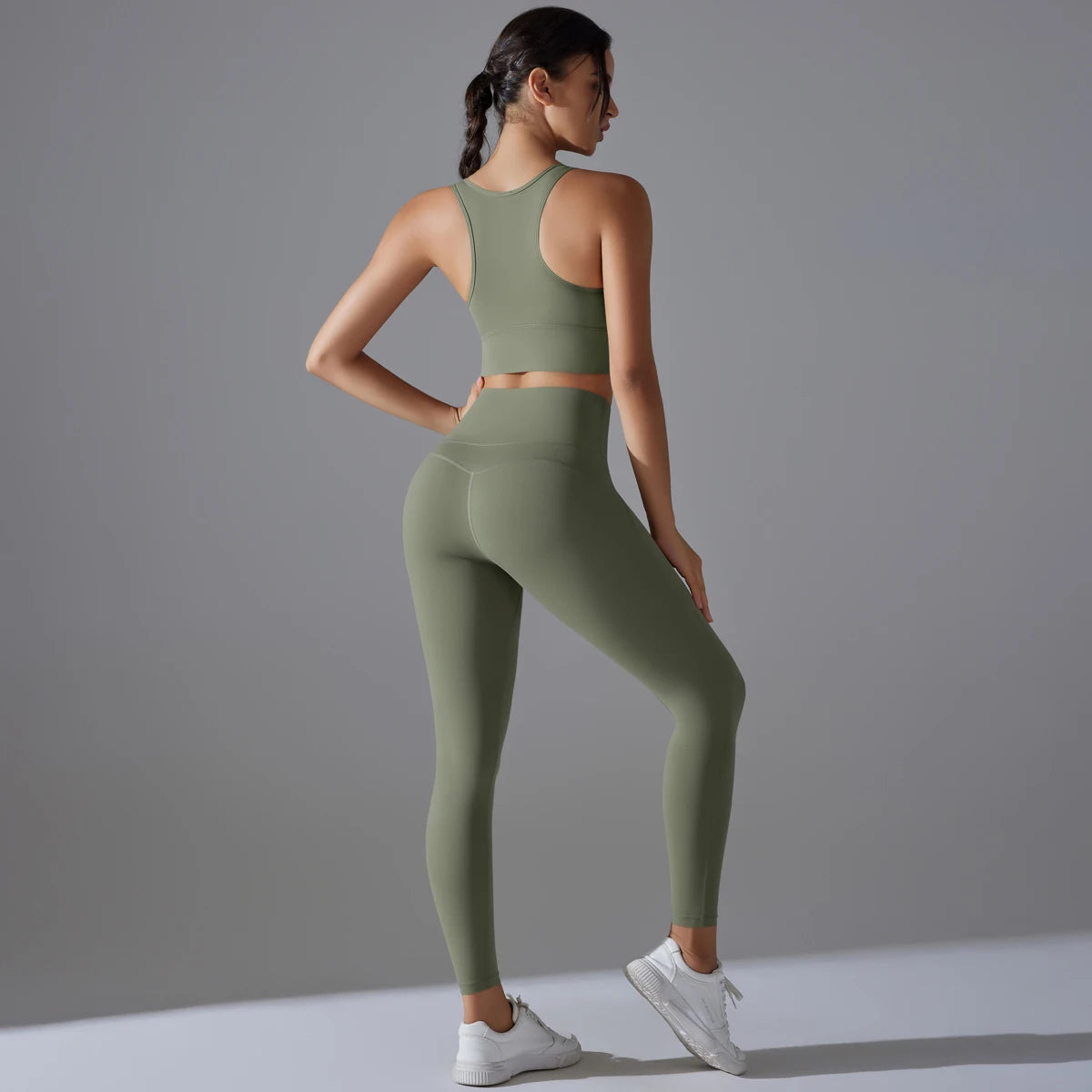 Ensemble de Sport Femme – Performance, Confort et Élégance