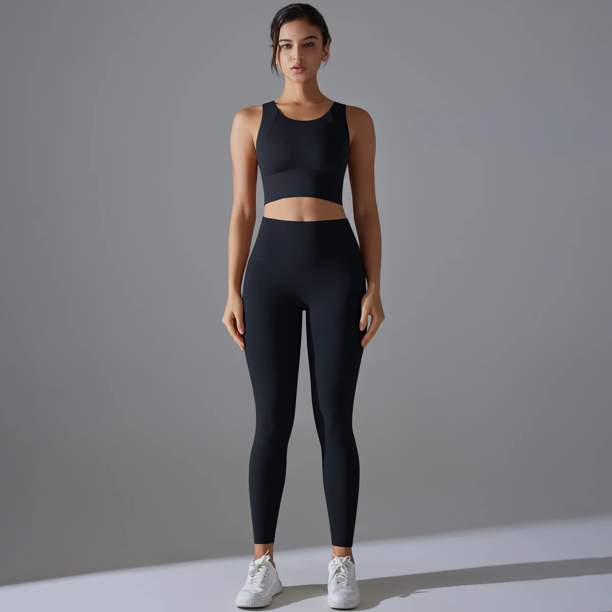 Ensemble de sport femme confortable et tendance