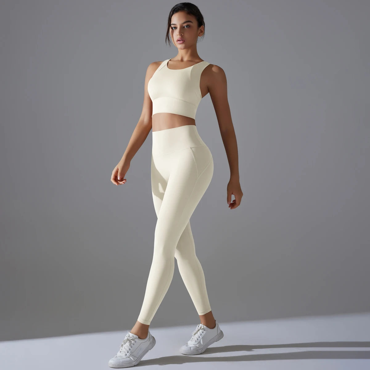 Ensemble de Sport Femme – Performance, Confort et Élégance