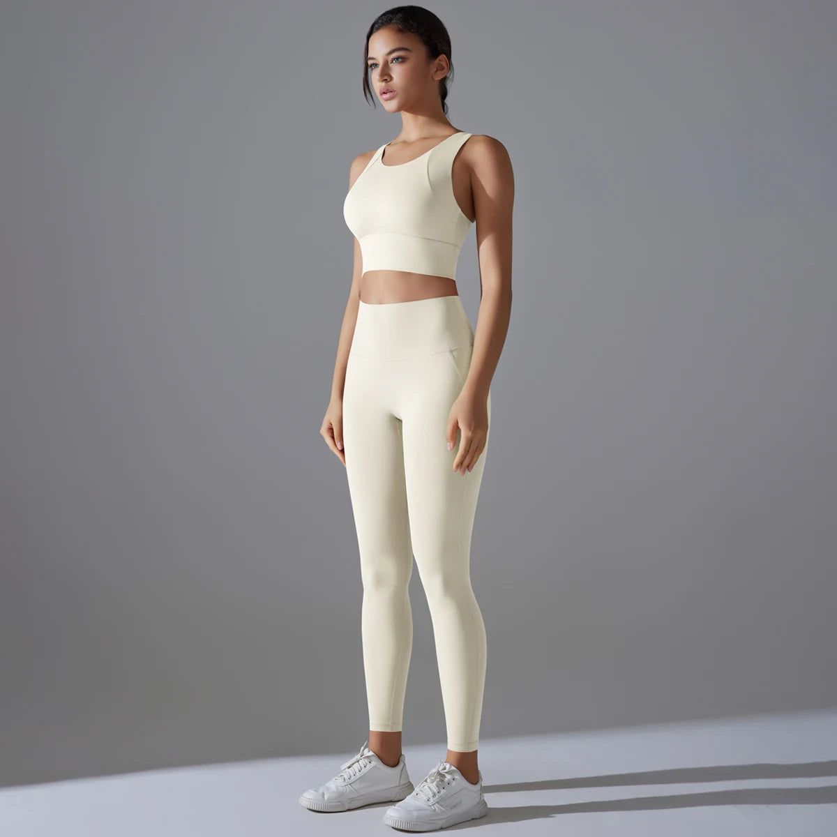 Ensemble de Sport Femme – Performance, Confort et Élégance